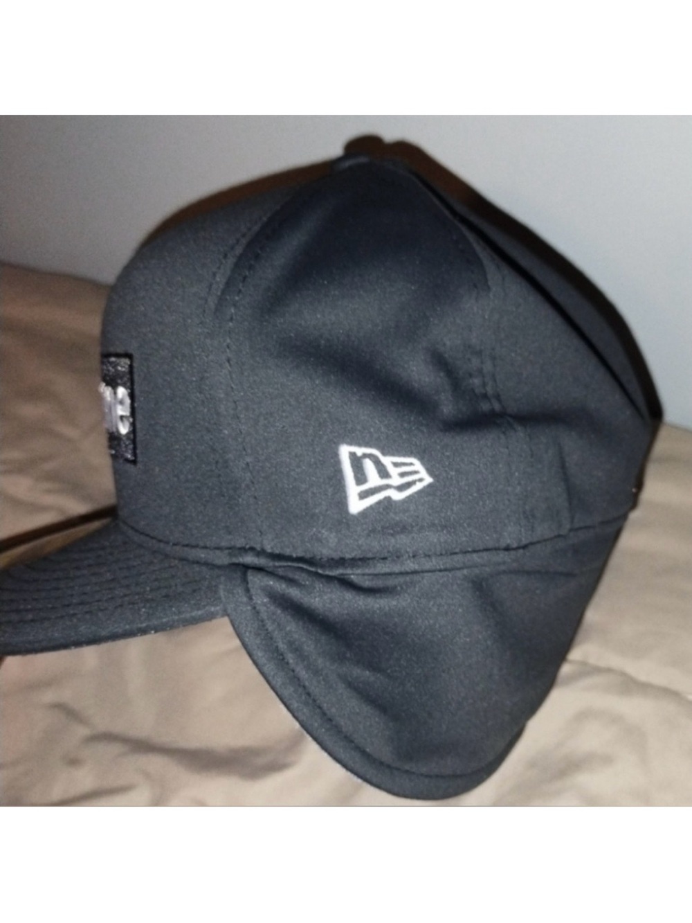 Supreme FW20 Black GORETEX WINDSTOPPER Earflap Box Logo New Era Fitted Cap 7 1/2 - Picture 4 of 12
